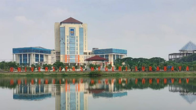 Potret Dinamis Kampus UNESA sebagai Sentra Pendidikan Berkualitas